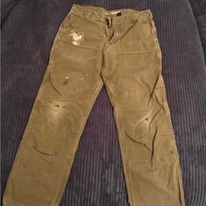 Men’s 32x32 relaxed fit green carhartt work pants